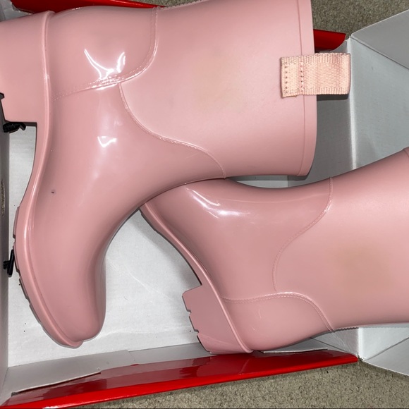 NWT Guess Kaye Pink rain boots - Picture 3 of 8